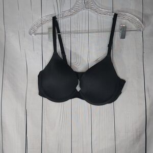 Victoria's Secret Wear EveryWhere Push- Up Black Bra